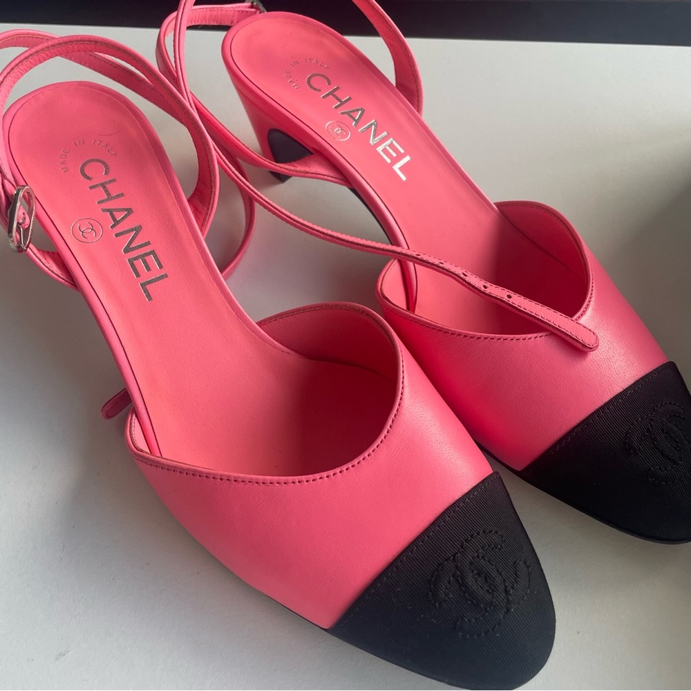 Chanel CHANEL 2024 24C Pink LEATHER GROSGRAIN SLINGBACK MULES  HEELS 36.5